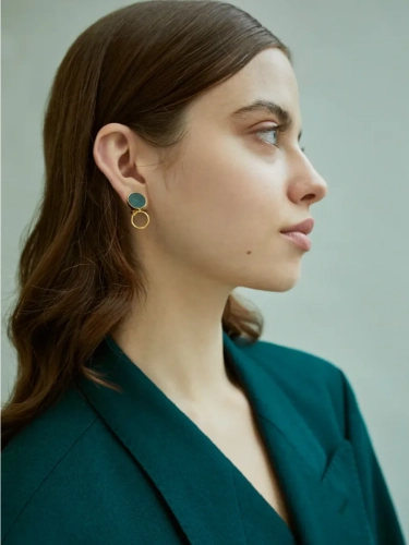 Asymmetrical clip-on earrings with nephrite jade